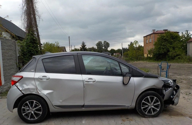 Toyota Yaris cena 20900 przebieg: 54408, rok produkcji 2019 z Łask małe 407